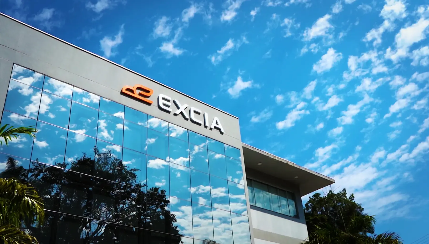 Fachada da sede da Excia Sistemas em Indaial, SC
